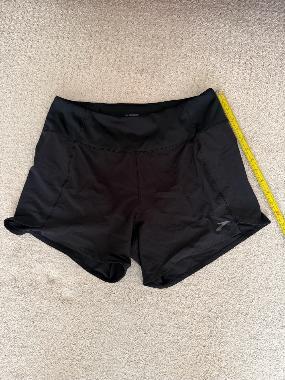Brooks Women’s Black Running Shorts Medium Lined NWOT